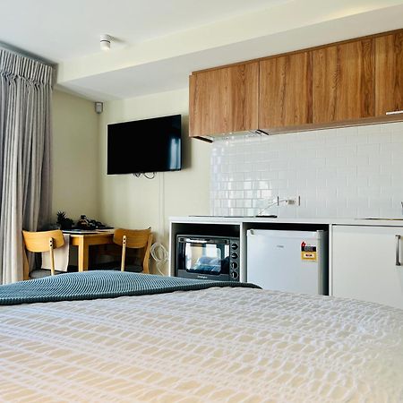 Queenstown Studio - 5Mins To Airport - Aircond - Free Wifi - Walk To Centre Ngoại thất bức ảnh