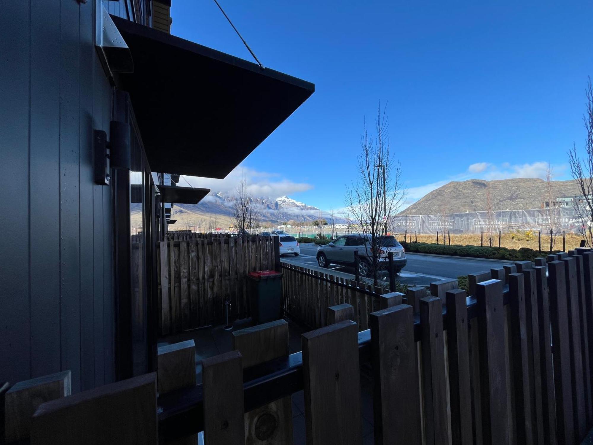 Queenstown Studio - 5Mins To Airport - Aircond - Free Wifi - Walk To Centre Ngoại thất bức ảnh